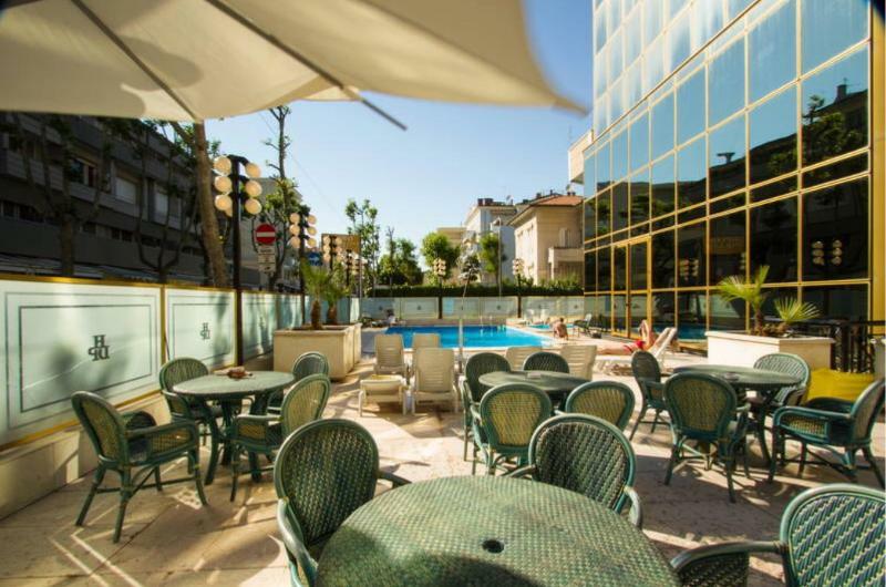Hotel Diplomat Palace Rimini Bagian luar foto